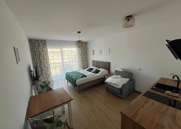 Amd Ustka *** Апартаменты Przewloka (Pomerania)